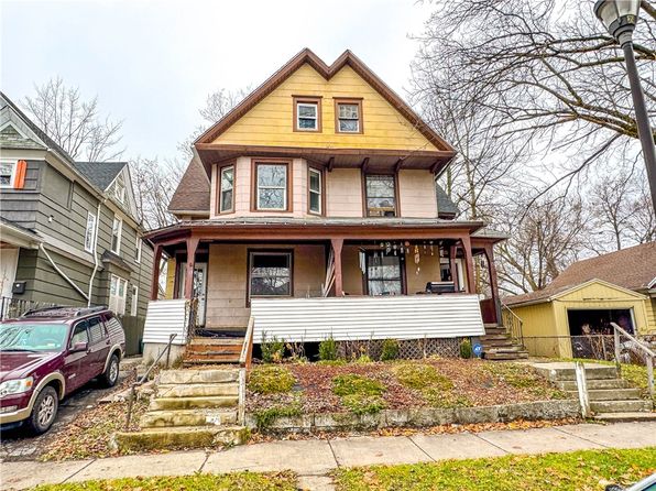 13 Brooklyn St, Rochester, NY 14613