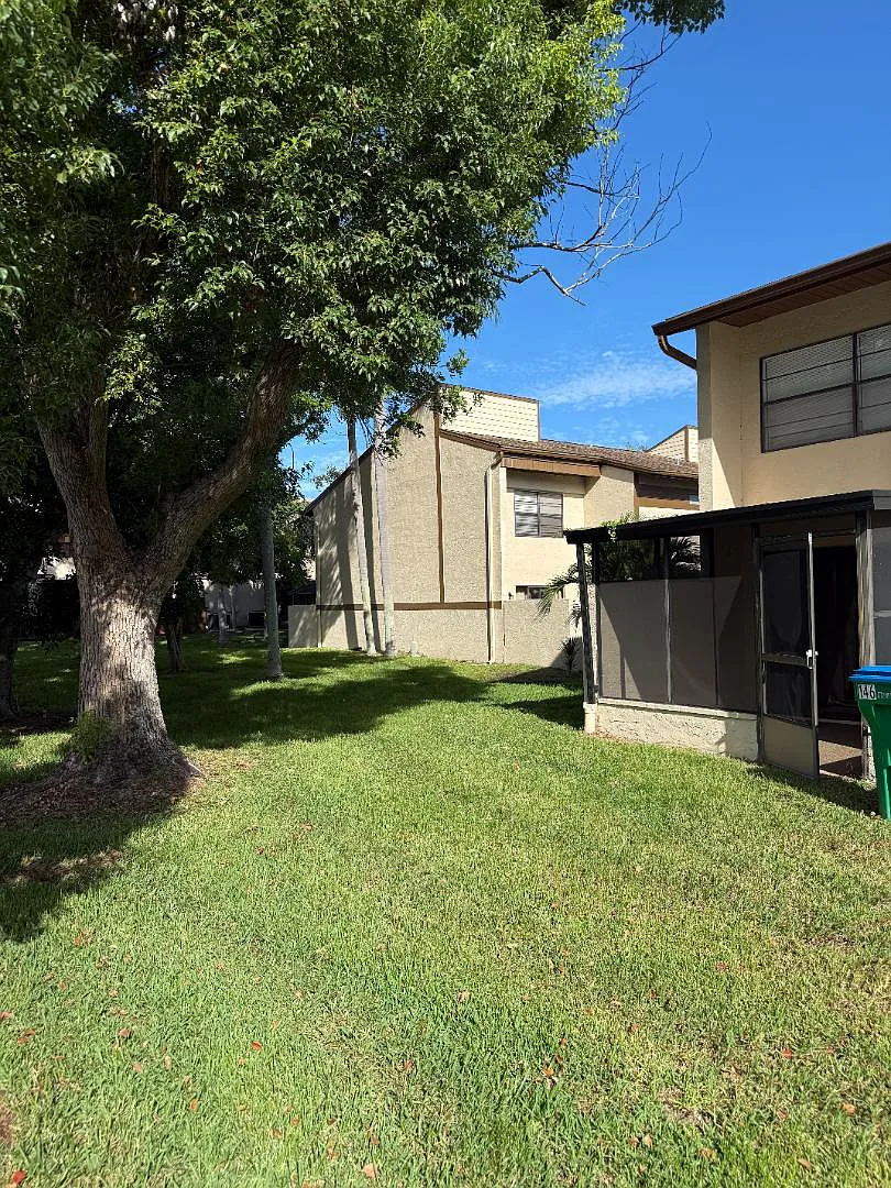 9209 Seminole Blvd - 9209 Seminole Blvd — Photo 3