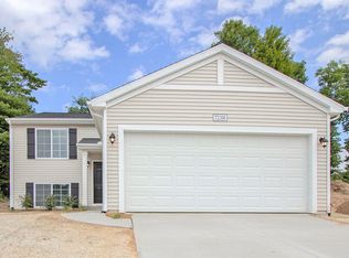 16501 Charles Town Dr, Linden, MI 48451