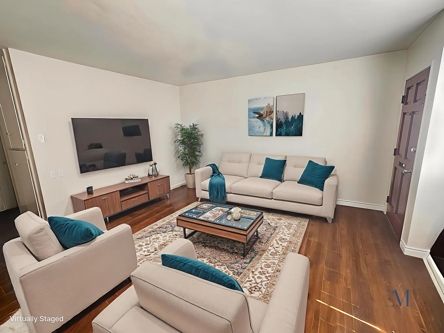 2 bed, 900 sqft, $2,600 — Photo 2