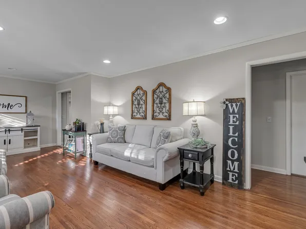 300 Kemper Dr S, Madison, TN 37115