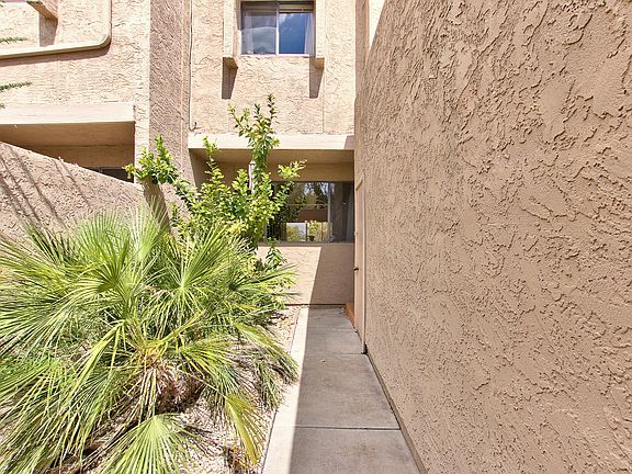 3rd image of 2524 S El Paradiso Unit 56