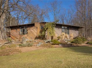 24 Spook Rock Rd, Suffern, NY 10901