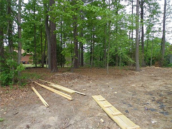 4th image of 6000 Hudswell Ln
