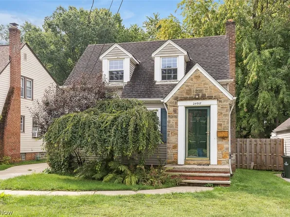 24907 E Oakland Rd, Bay Village, OH 44140