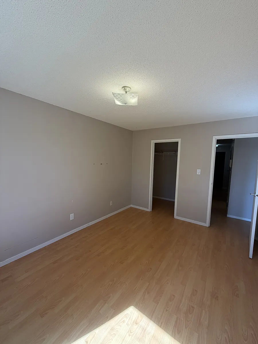 Building Photo - 254 3rd St W #203