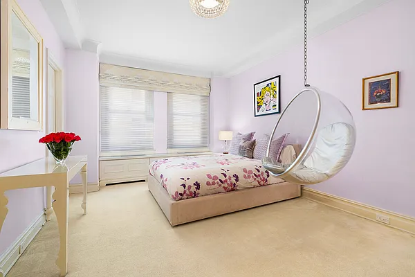 Sold by Sotheby's International Realty | media 34