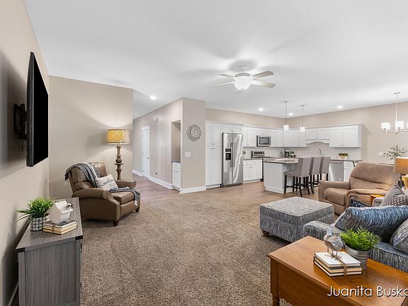 5th image of 7481 Shagwood St SE