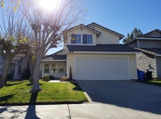 809 E Mesa Dr, Rialto, CA 92376