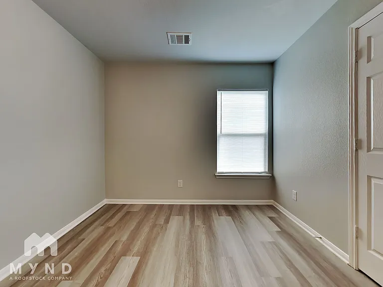 16696 E Ivanhoe — Photo 12