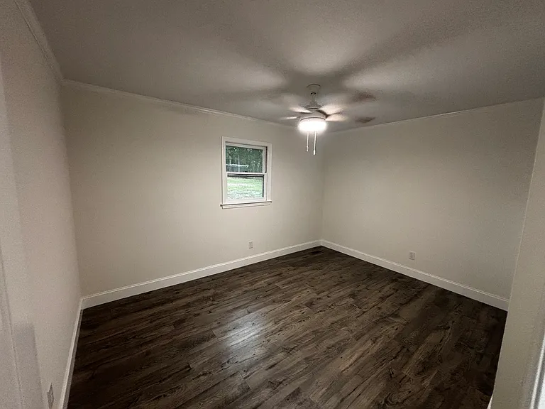 1104 W Oakwood Ave — Photo 8