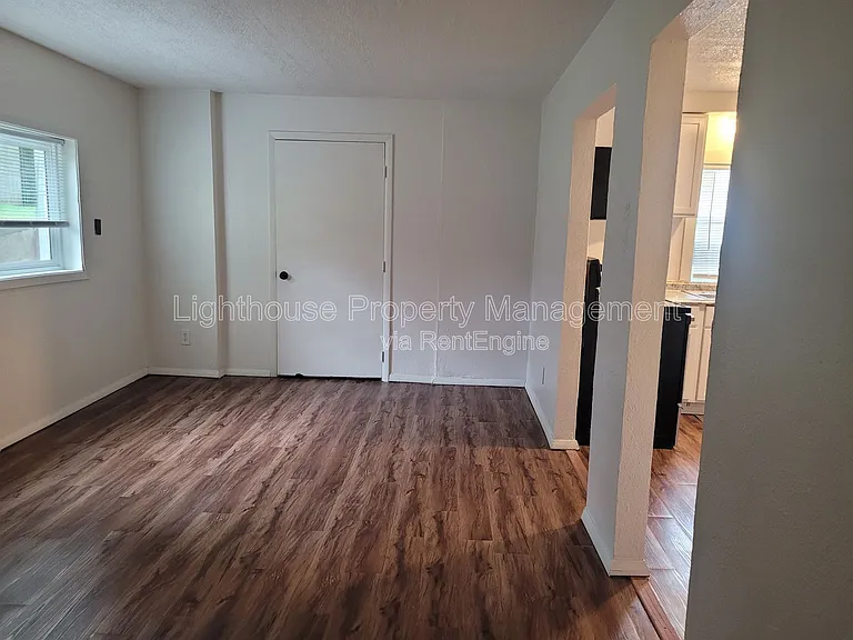 2716 Nichols Rd #3 — Photo 7