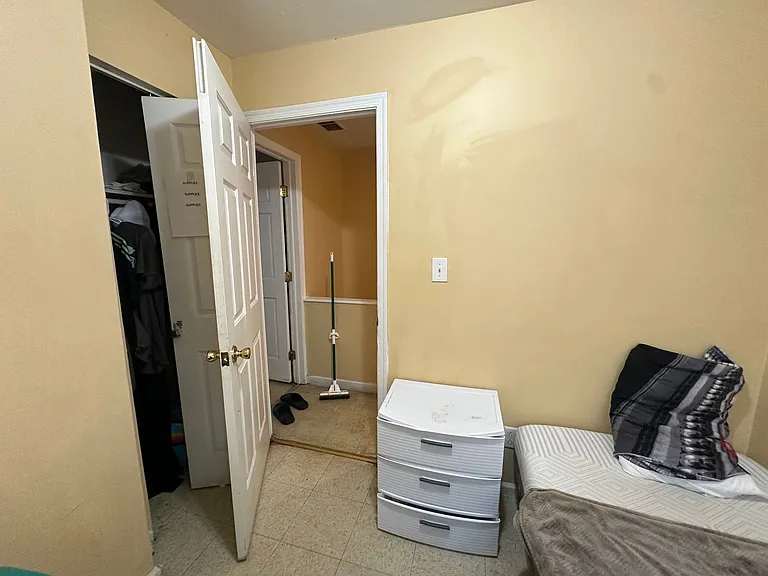 3854 Spring Garden St — Photo 9