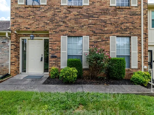 7914 Gleason Dr, Knoxville, TN