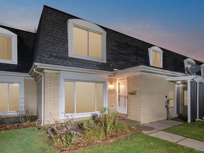 29648 City Center Dr APT 4, Warren, MI, 48093
