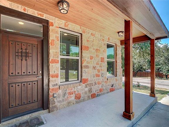 5th image of 303 Firestone Cir