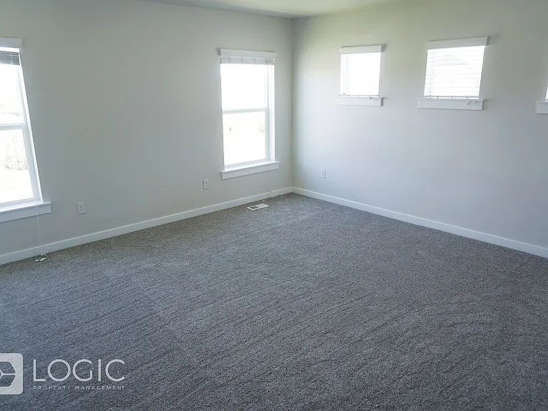 15180 S Gunpowder Ct — Photo 12