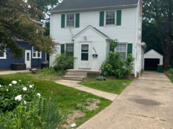 2610 W Barker Ave