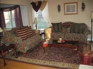 847 Freedom Plains Rd, Poughkeepsie, NY 12603