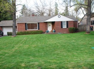 135 S Keene Way Dr, Medford, OR
