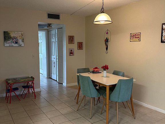 4th image of 1090 Cornwall E
