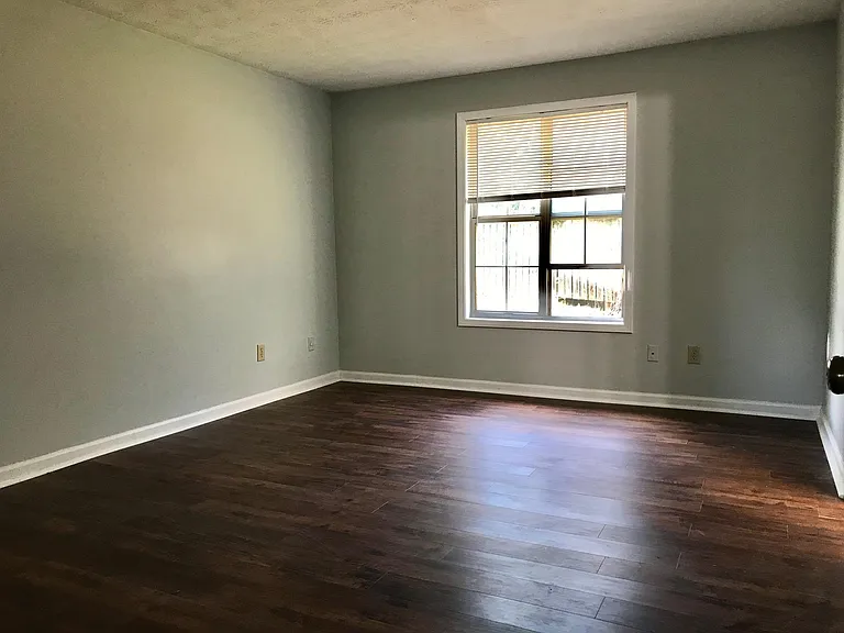 4970 Turtle Smt NE — Photo 9