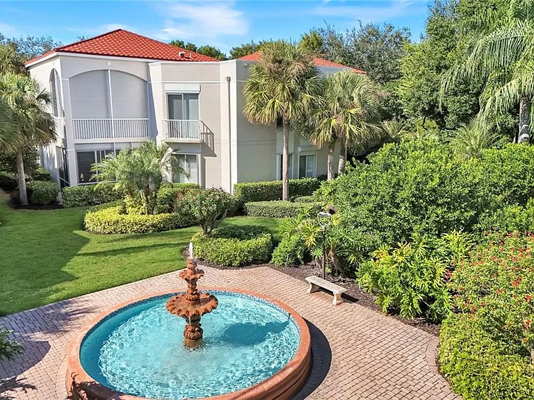1560 Clermont Dr #D-201 — Photo 19
