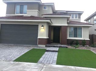2927 E Tina Dr, Phoenix, AZ 85050