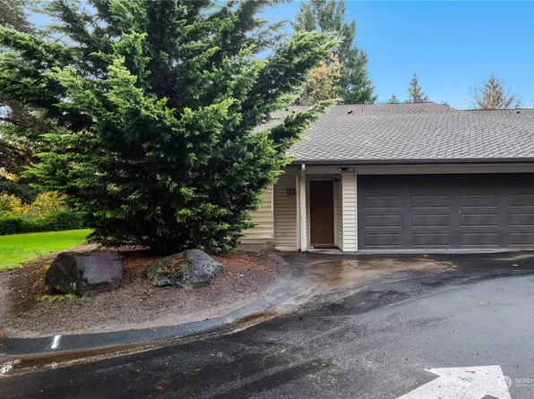 1343 Bellefield Park Lane, Bellevue, WA 98004