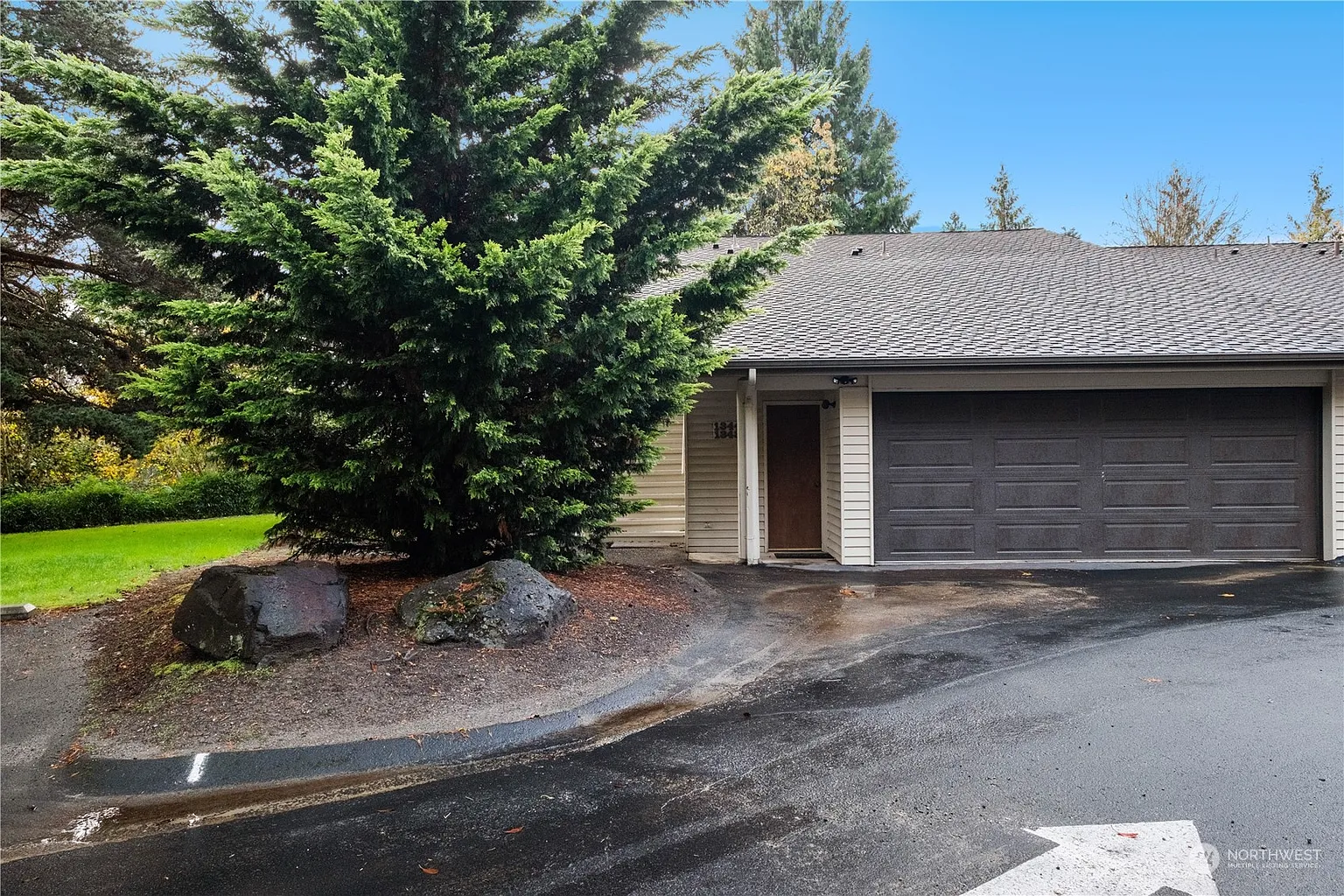 1343 Bellefield Park Lane photo 1