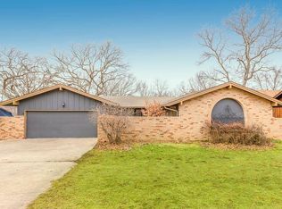 9908 W 70th Ter, Merriam, KS 66203