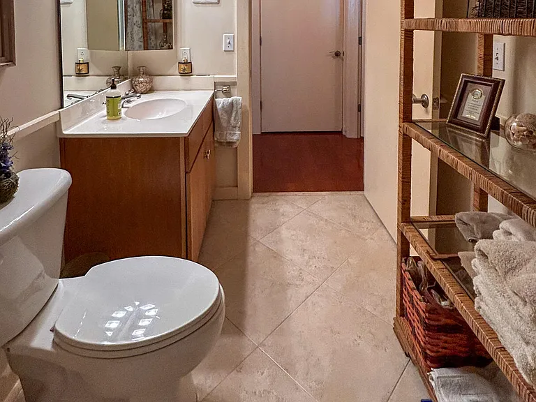 1661 Riverside Ave #410 — Photo 11