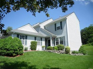 18 Marilyn Ct, Highland Mills, NY 10930