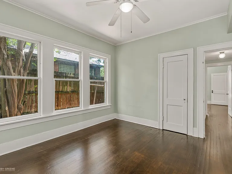 561 Forest Ave — Photo 18