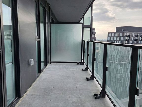 3rd image of 8 Tippett Rd #1201