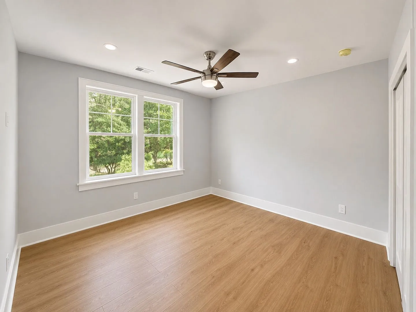 4 bed, 4.0 bath, $5,495 — Photo 4