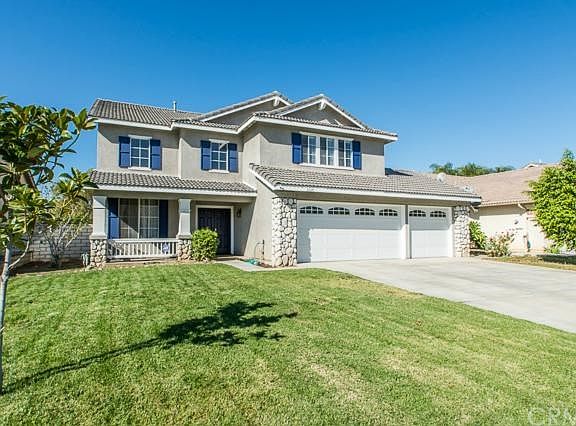 2nd image of 3226 Clover Ln