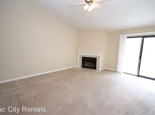 9366 Aizenberg Cir, Elk Grove, CA 95624