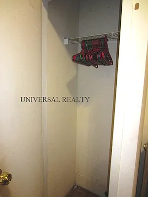 Rented by Universal Realty Group | media 26