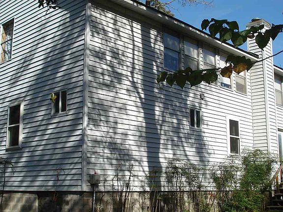 2nd image of 1221 County Road 1708