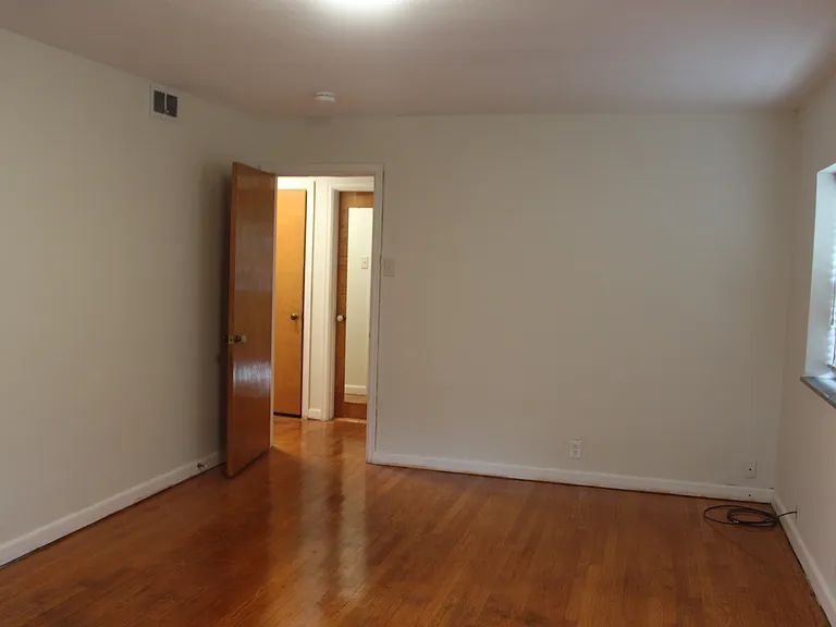 7957 Delmar Blvd #2 — Photo 17