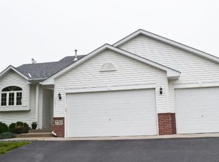 7731 Newbury Rd, Woodbury, MN 55125