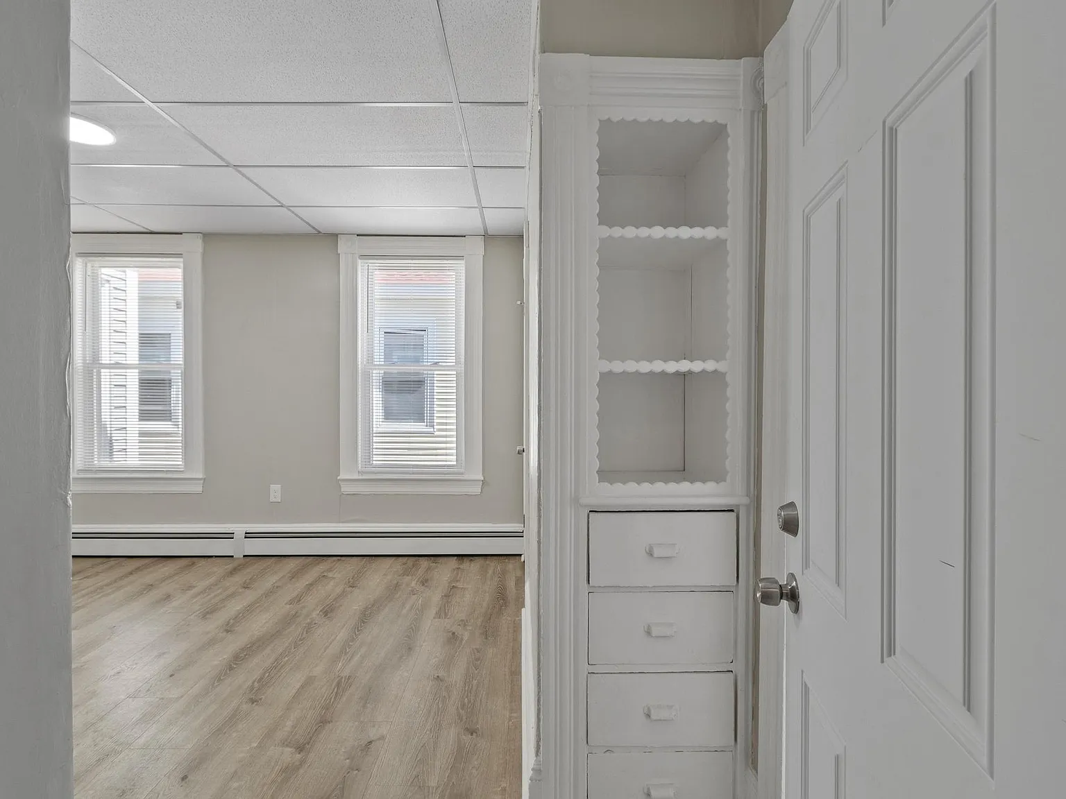 4 bed, 1150 sqft, $2,700 — Photo 2