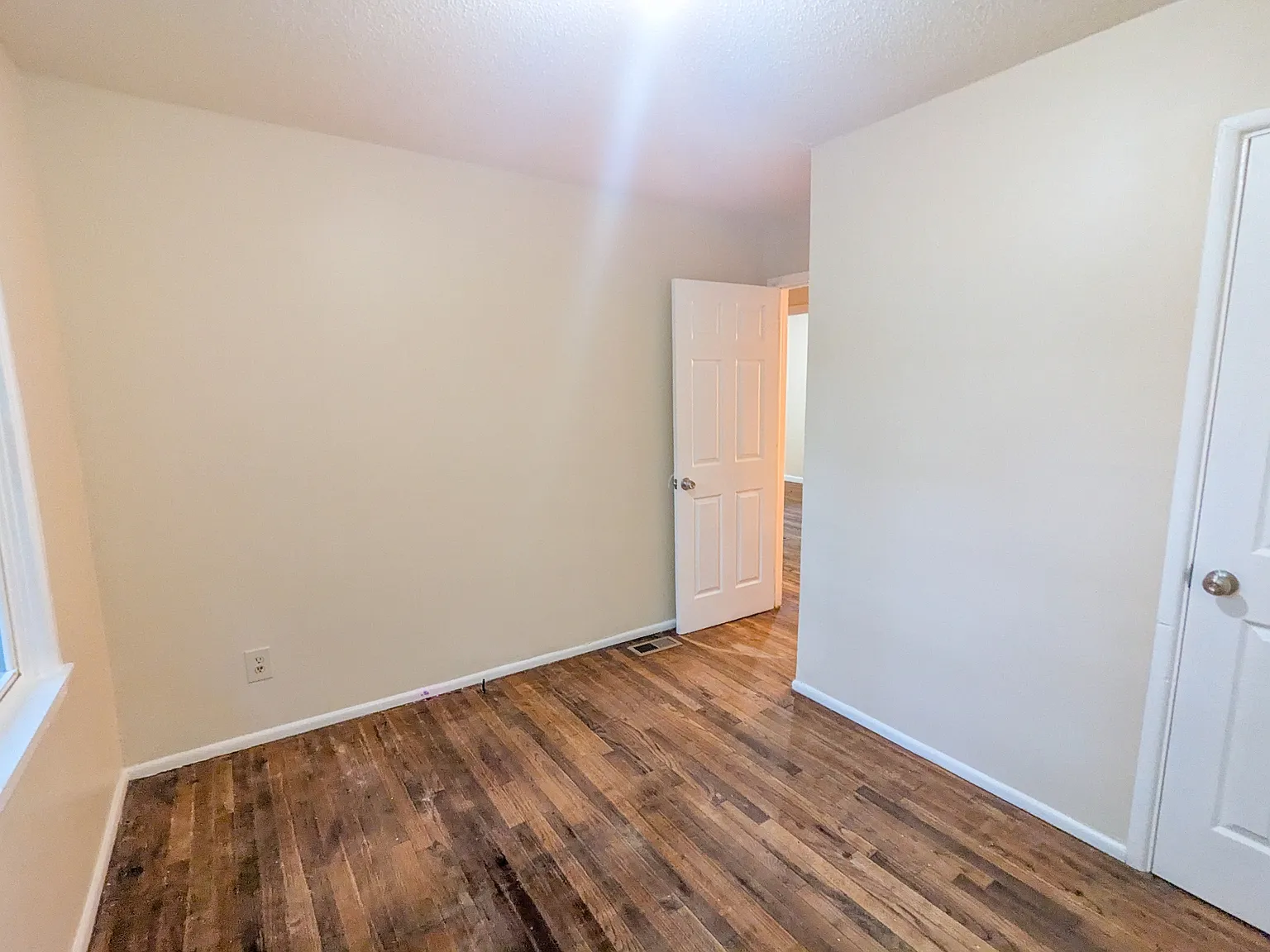 3054 Waters Road - 1 — Photo 4