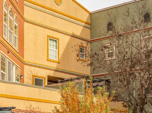 442 Emily Rose Circle, Windsor, CA 95492