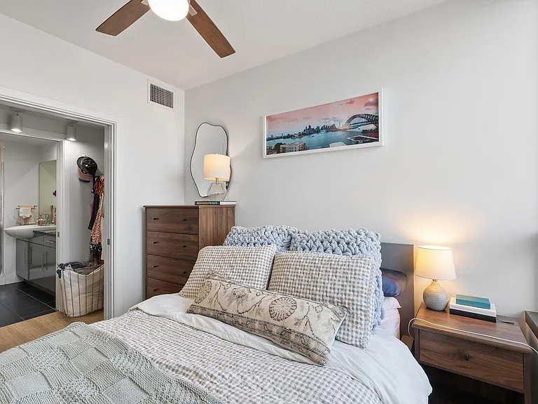 300 Bowie St #1006 — Photo 12