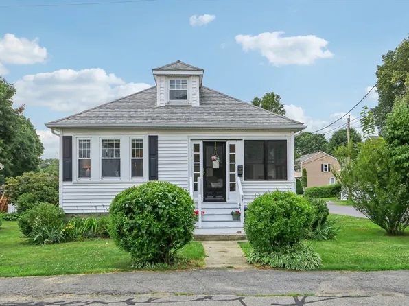 27 Sherman Rd, Dedham, MA 02026