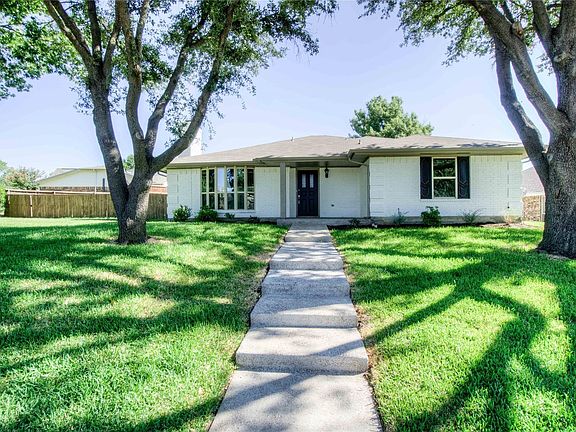 2nd image of 2051 Oakbluff Dr