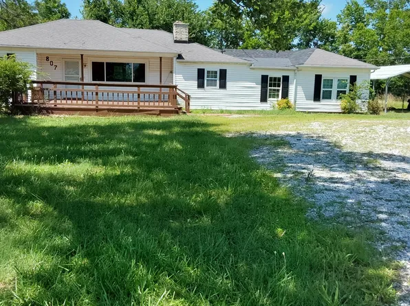 807 E Pennell Street, Carl Junction, MO 64834