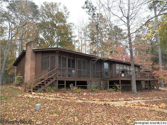 2nd image of 515 Winding Rd